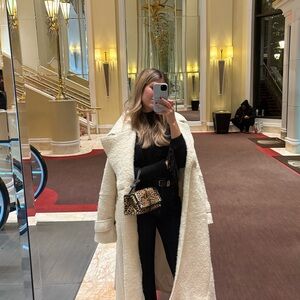 Meet your Posher, Greta